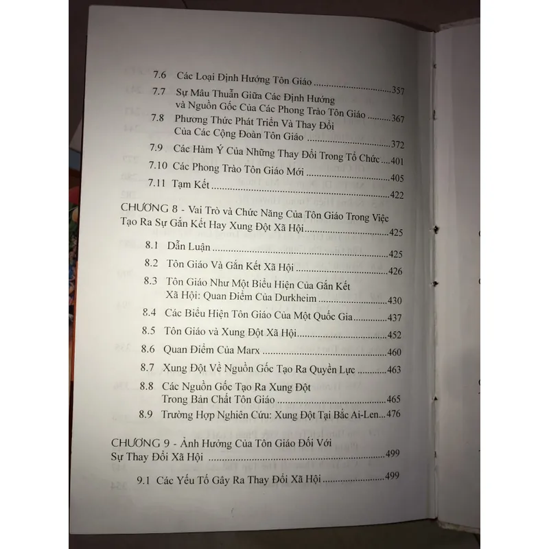 Tôn giáo nhìn từ viễn cảnh xã hội học  711528