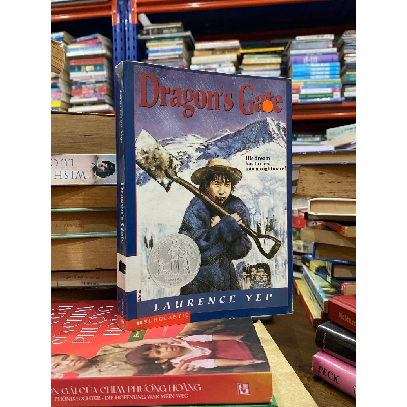 Dragon's Gate - Laurence Yep 498639