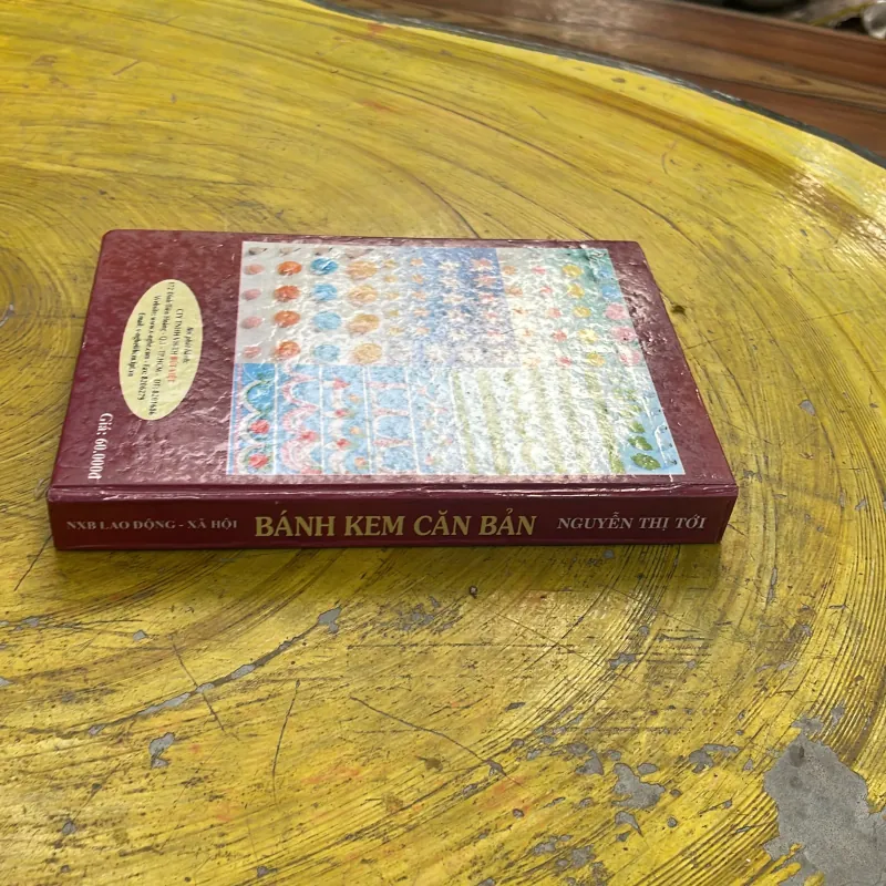 KỸ THUẬT LÀM BÁNH KEM CĂN BẢN - NGUYỄN THỊ TƯƠI 757914