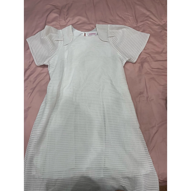 Đầm bầu của Mum Shop mua tại cửa hàng _Size L_ Tới 75kg vừa 275350