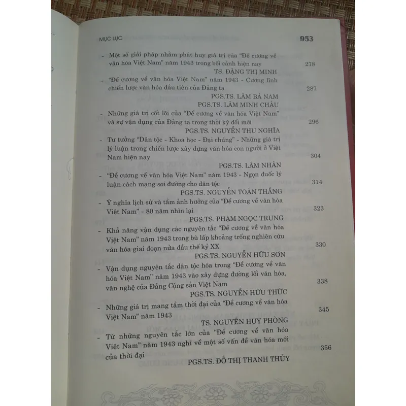 80 NĂM ĐỀ CƯƠNG VỀ VĂN HÓA VIỆT NAM 735358
