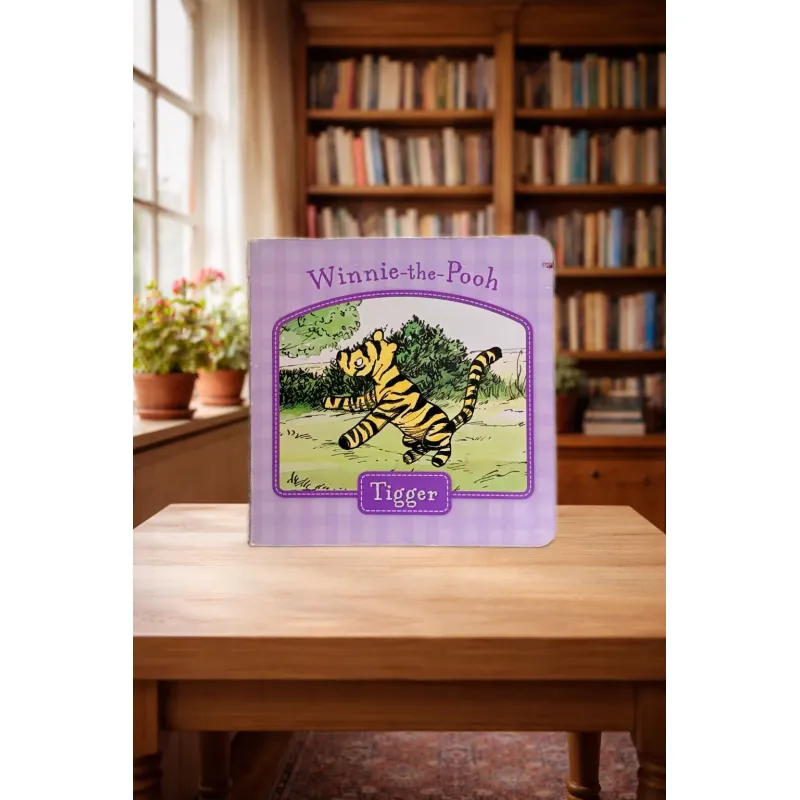 Board book Winnie-the-Pooh: Tigger 927647