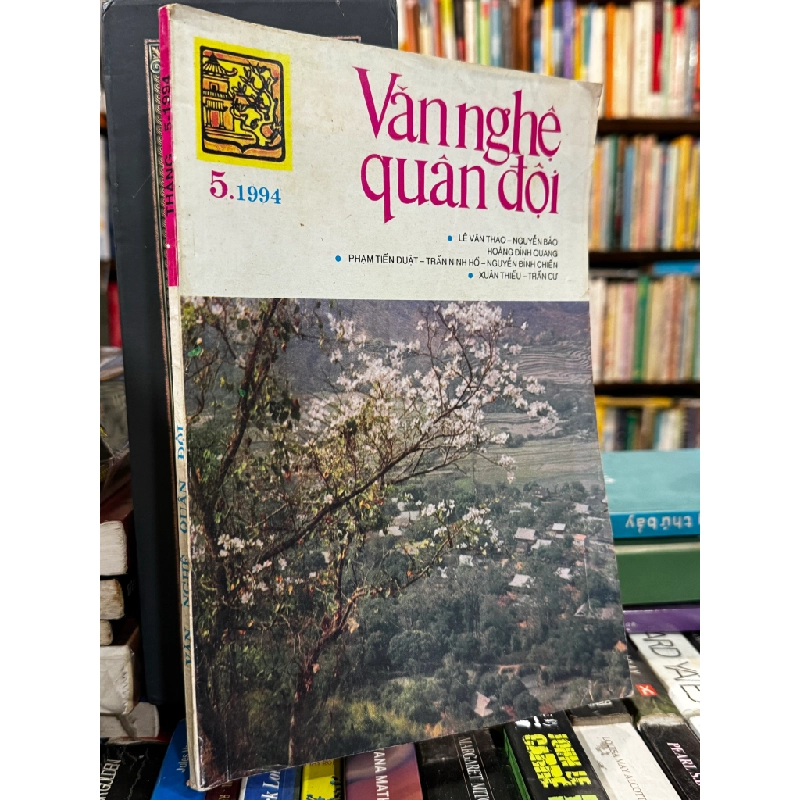 Văn nghệ quân đội số 5 - 1994 473391