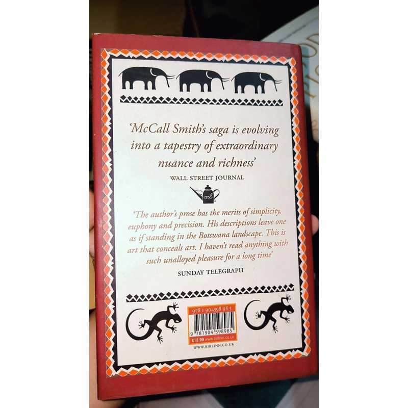 Alexander McCall Smith - The good husband of zebra drive (bìa cứng) 497185