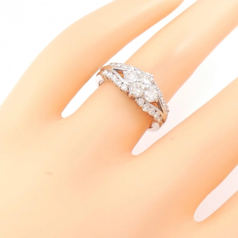 Nhẫn kim cương PT900 0.58CT 670686