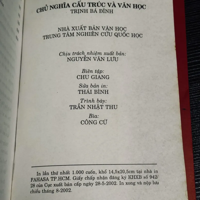 Chủ nghĩa cấu trúc và văn học 1042792