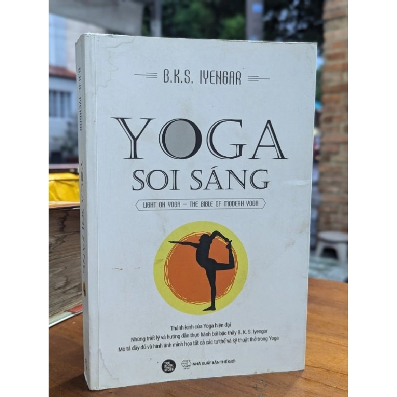 YOGA SOI SÁNG - B.K.S.IYENGAR 271038
