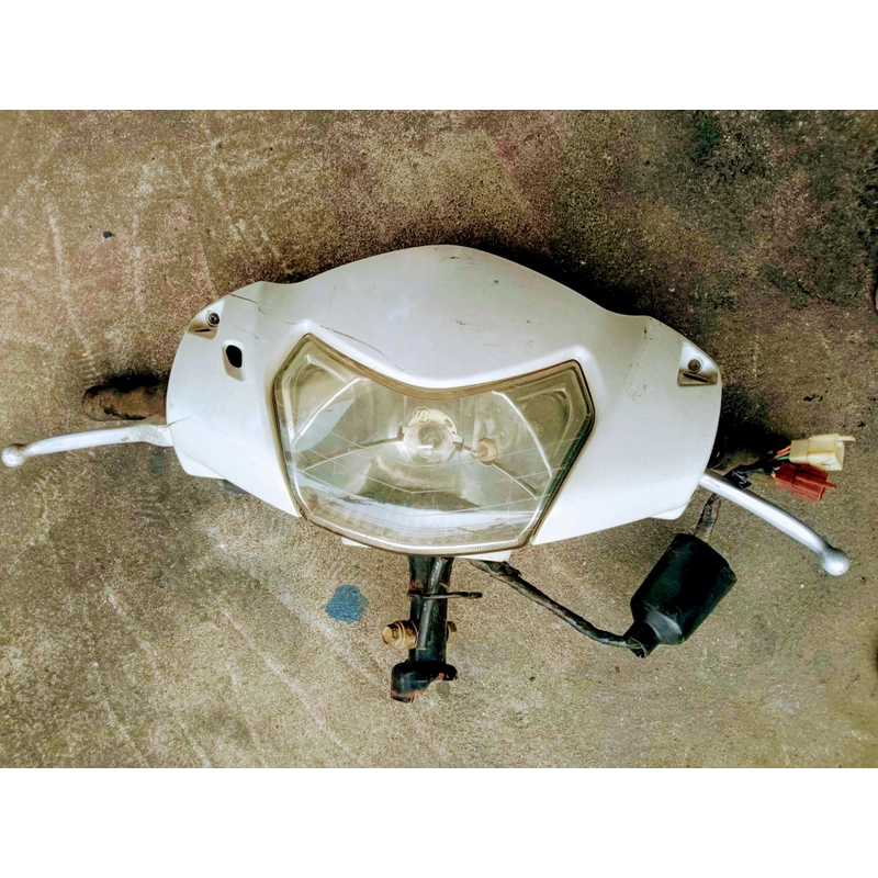 Bộ đầu xe máy lắp vừa cho SCR - Lead 110 còn nguyên bản, có cả ghi đông... 446442