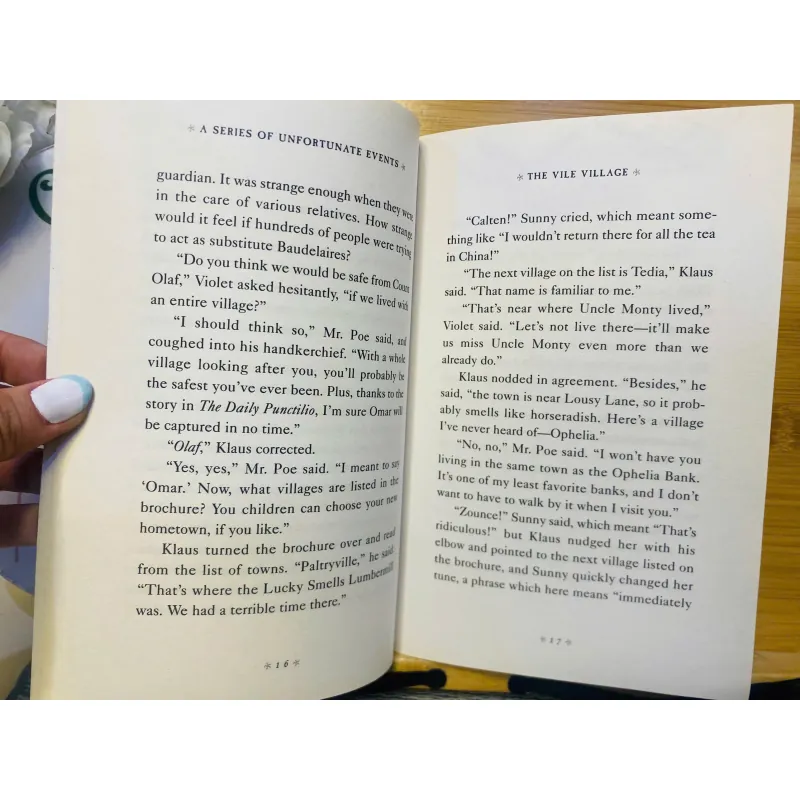 [Sách tiếng Anh 2hand] Like new 90% - The Vile Village – Lemony Snicket 961107