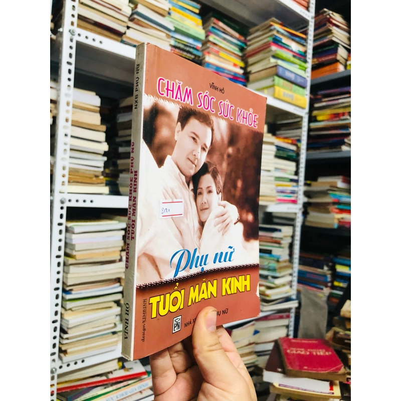 CHĂM SÓC SỨC KHỎE PHỤ NỮ TUỔI MÃN KINH  530517