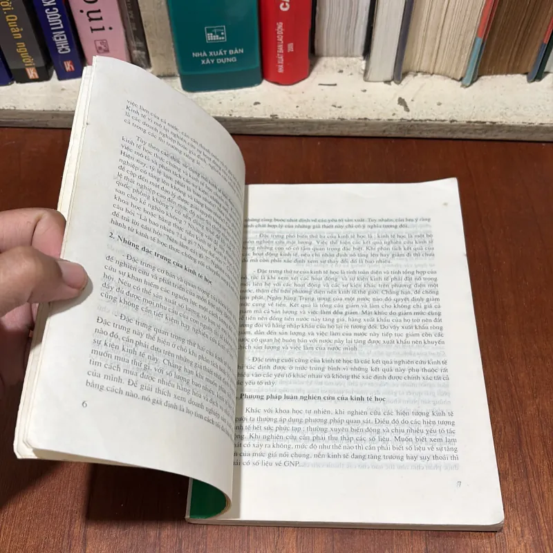 II Sách Kinh Tế: Những Vấn Để Cơ Bản Về Kinh Tế Vĩ Mô - 2000 763209