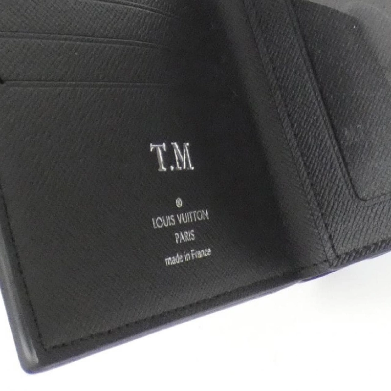 Ví Louis Vuitton Taiga Portefeuille Amerigo M62045 621857