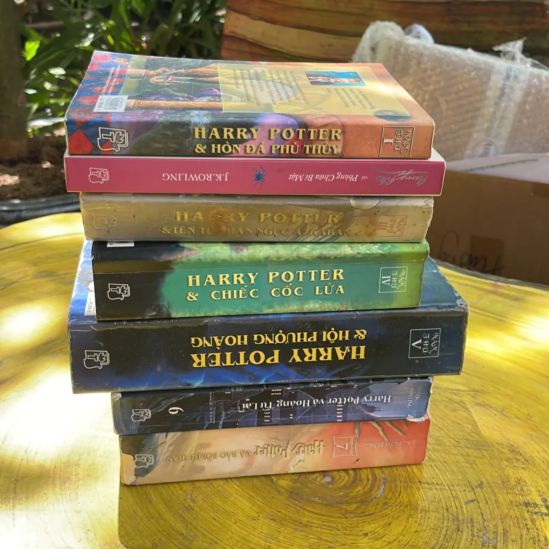 HARRY POTTER TRỌN BỘ 7 tập- J.K. ROWLING 783571