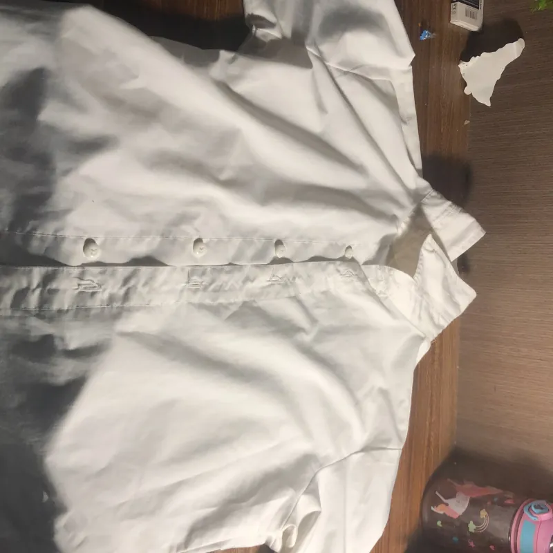 Áo sơ mi nam dài tay màu trắng size M còn mới 975697