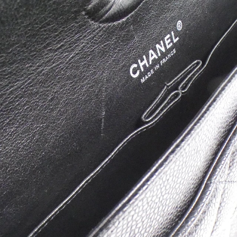 Túi xách chéo Chanel 1112 612737