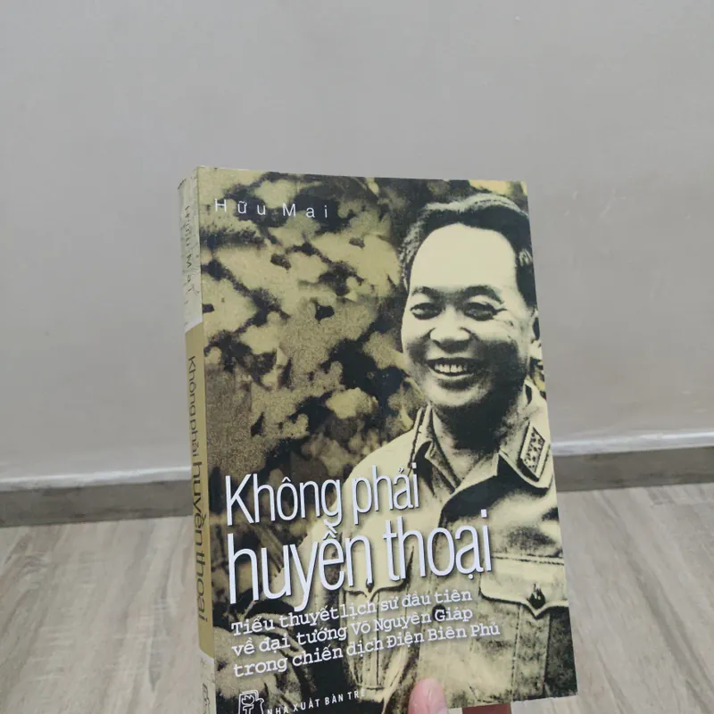Không Phải Huyền Thoại - Hữu Mai 596367