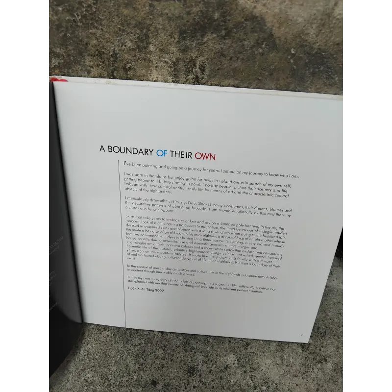 Thổ cẩm khác vựng tập hội họa của Đoàn Xuân Tặng  1006126