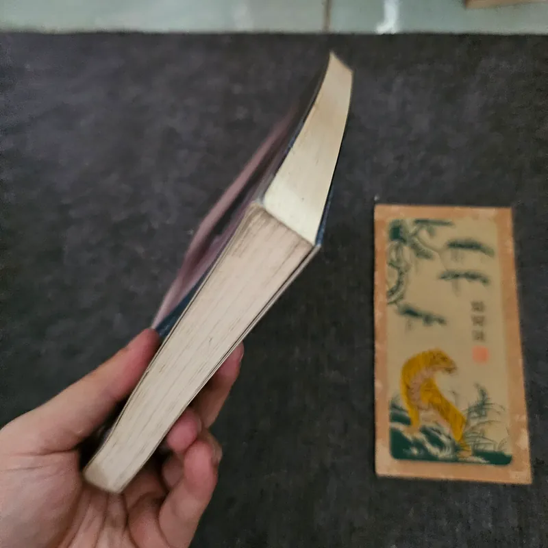 Tại sao em ít nói thế 737021