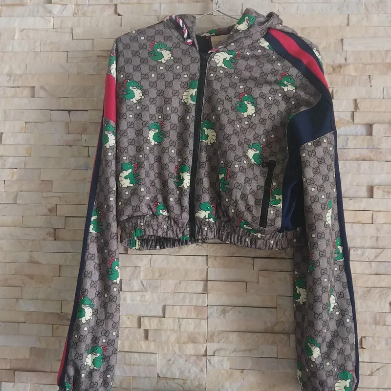 Áo khoát nữ hiệu Gucci size M 735655