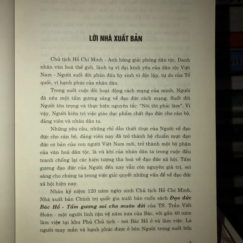 Đạo đức Bác Hồ - Tấm gương soi cho muôn đời - TS. Trần Viết Hoàn 778193