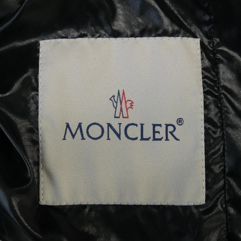Áo khoác lông vũ MONCLER 639218