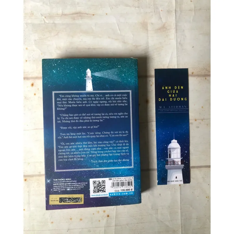 Ánh Đèn Giữa Hai Đại Dương - M. L. Stedman 745360