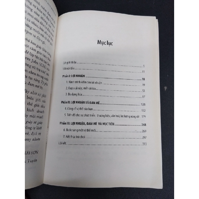 Tỷ phú bán giày Tony Hsieh mới 80% ố có viết trang cuối 2012 HCM.ASB0609 448174