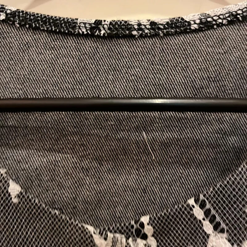 Áo nữ mới tinh chưa mặc 792476