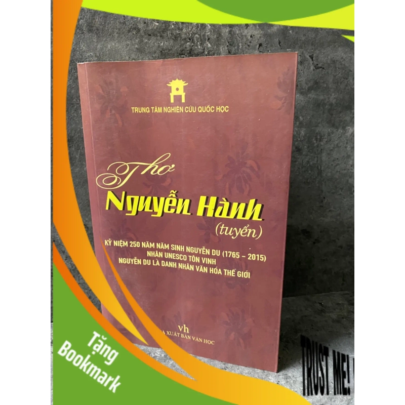 (TẶNG BOOKMARK) Thơ Nguyễn Hành Tuyểnách lưu kho,giấy xốp có ố Sách văn học RBK0302 953293