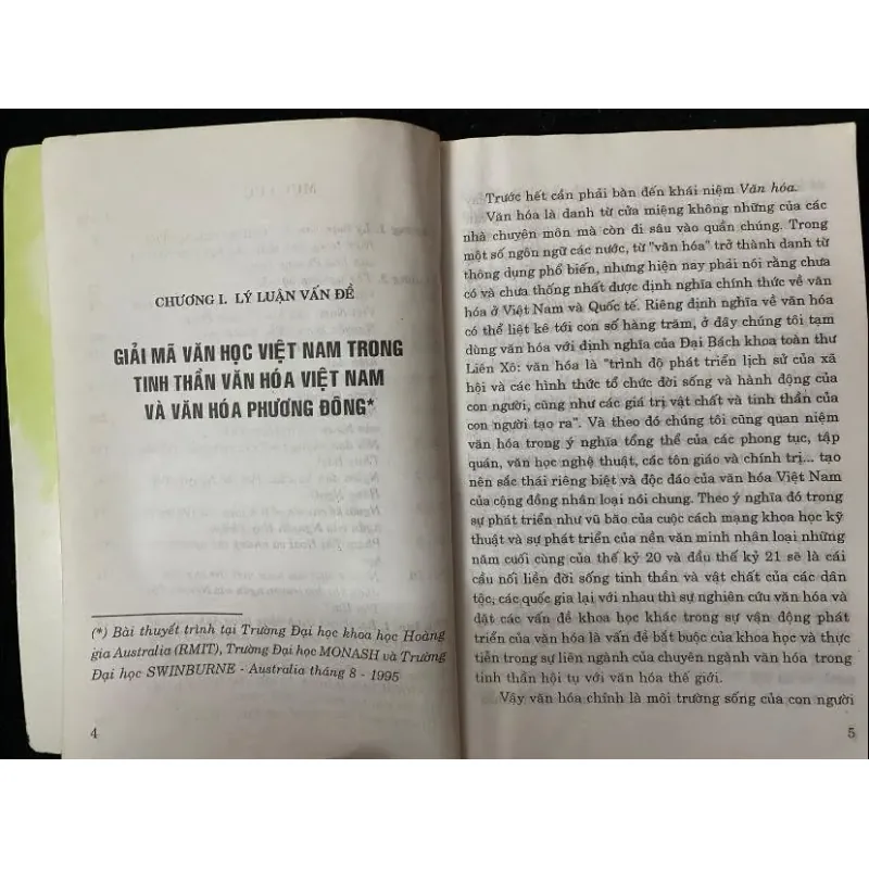 Giải mã văn học Việt Nam theo tinh thần văn hoá-  có chữ ký  1002898