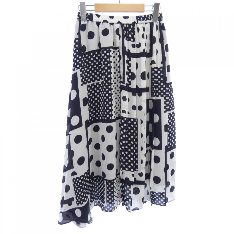 GRACE Class Skirt - Hàng hiệu Authentic 819437