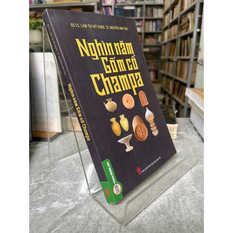 NGHÌN NĂM GỐM CỔ CHAMPA 532230