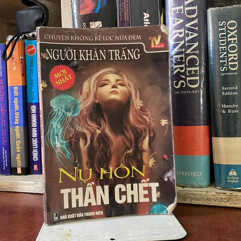 II Truyện Kinh Dị: Nụ Hôn Thần Chết - Người Khăn Trắng 543134