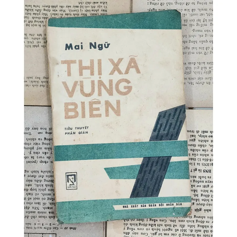 Tiểu thuyết phản gián Thị xã vùng biên. Tác giả: Mai Ngữ 703902