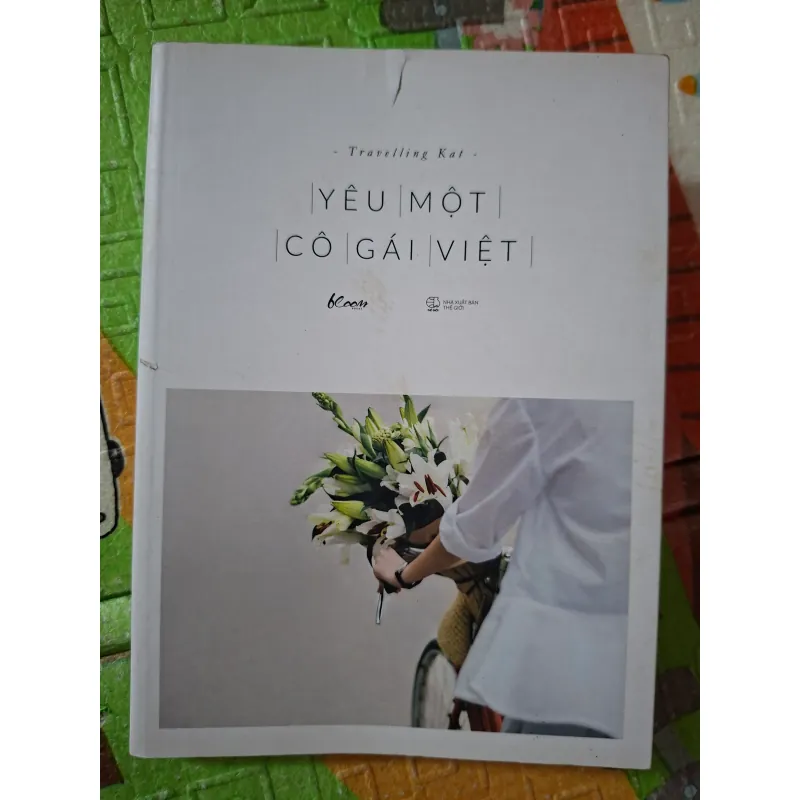 Yêu một cô gái Việt 989785