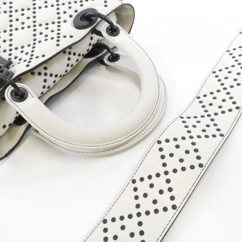 Túi Christian Dior Lady Dior M0579SLOC - Hàng hiệu Authentic 769678