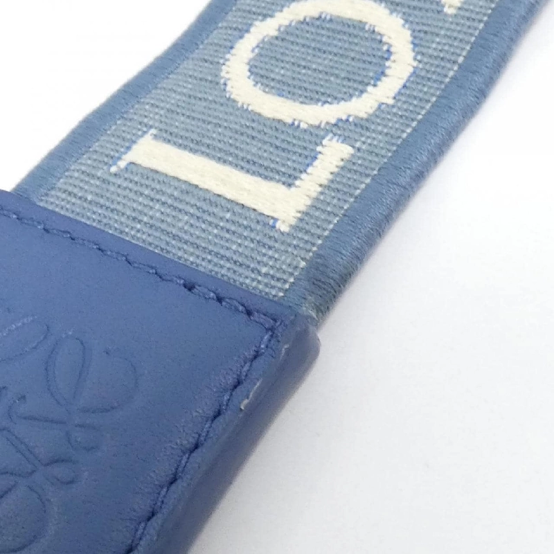 Túi Loewe Mini Slit Back A685453X12 618301