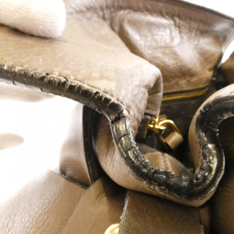 Túi Miu Miu RT0365 - Hàng hiệu Chính hãng 803788