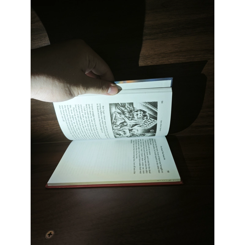 (Tiếng anh) Book of Very Short Stories, biên tập bởi Mike Royston, xuất bản Heinemann 548262