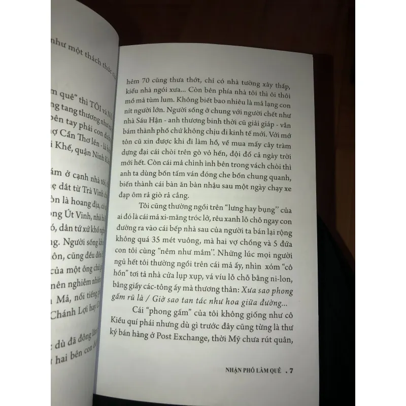 Nhận phố làm quê - Nguyễn Thị Thanh Huệ 1011107