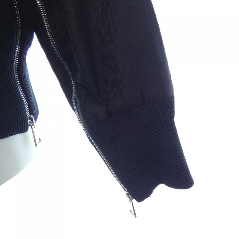 Áo khoác lông vũ MONCLER GENIUS 641847