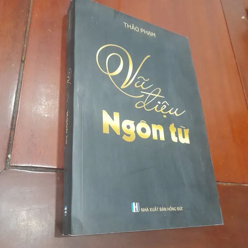 Vũ điệu NGÔN TỪ 737401