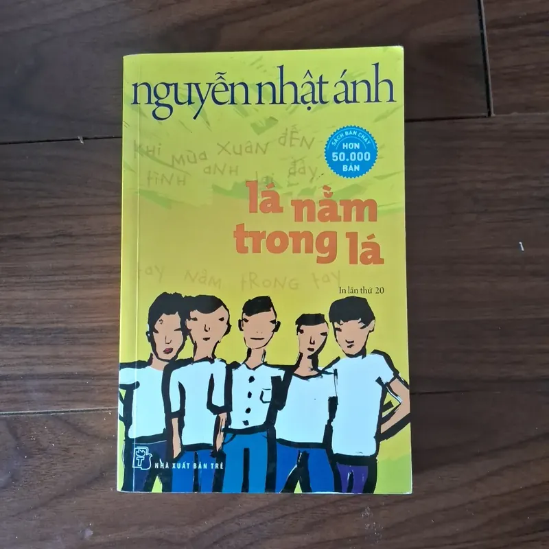Lá nằm trong lá 597635