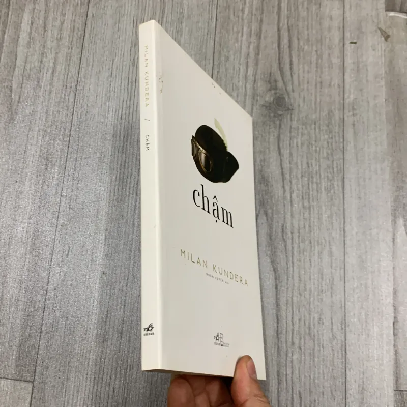 Chậm - milan kundera. 7b3 783526