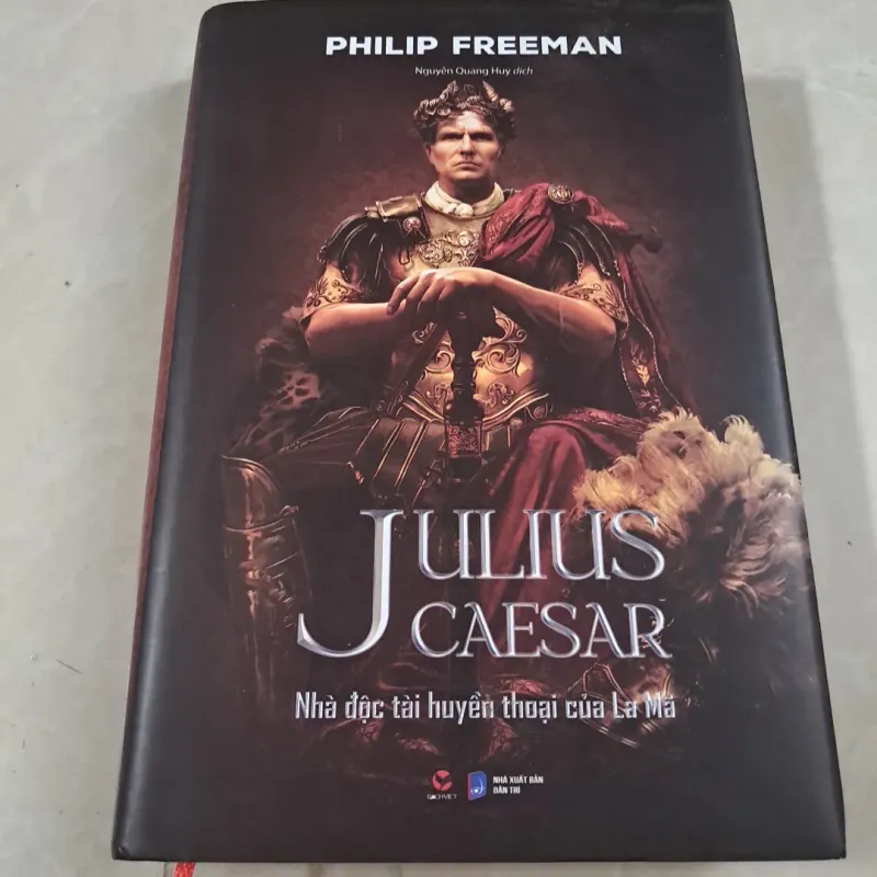 Julius Caesar - Nhà Độc Tài Huyền Thoại Của La Mã - Bìa Cứng 790131