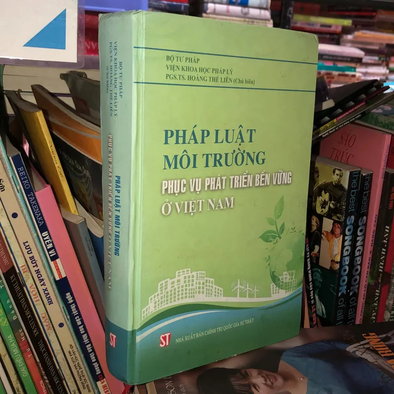 Pháp luật môi trường phục vụ phát triển bền vững ở Việt Nam 590712