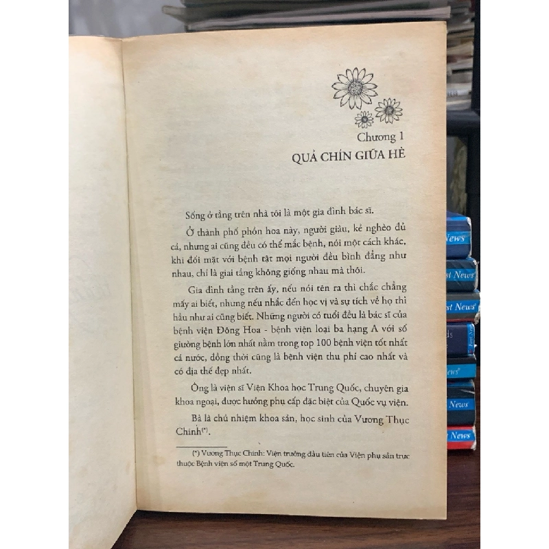 Hoa nở giữa tháng năm cô đơn — Sênh Ly 681739