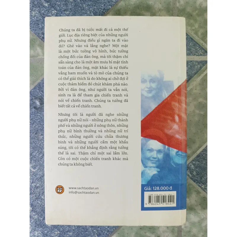 Chiến tranh không có một khuôn mặt phụ nữ - Svetlana Alexievich 789123