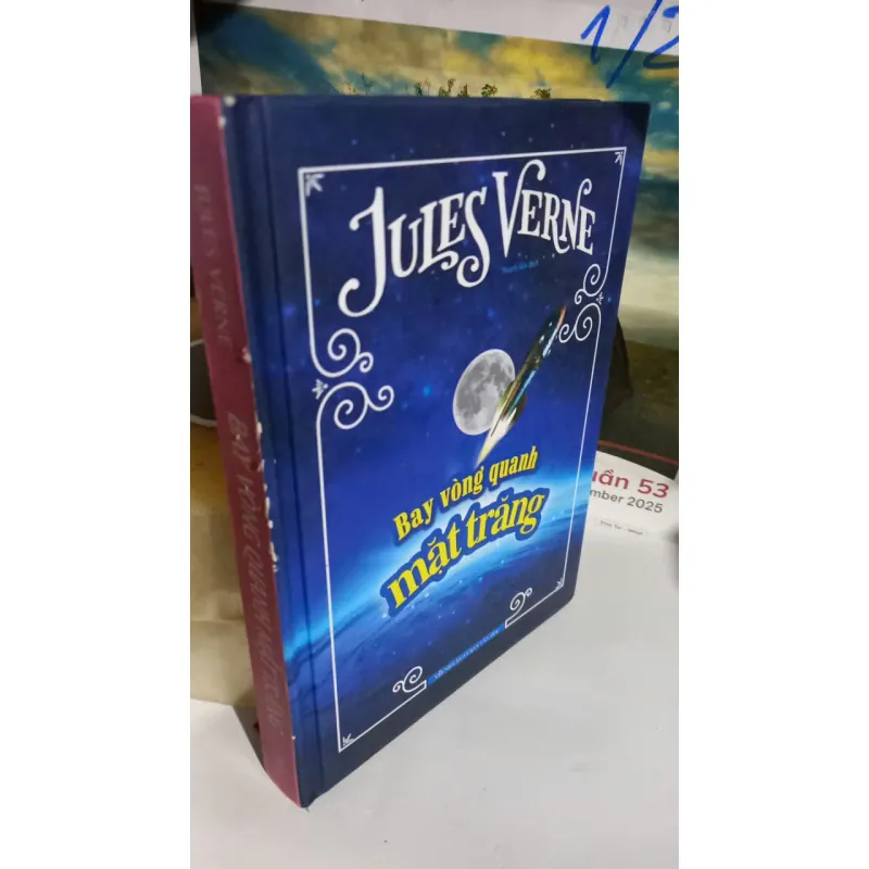 bay vòng quanh mặt trăng 758062