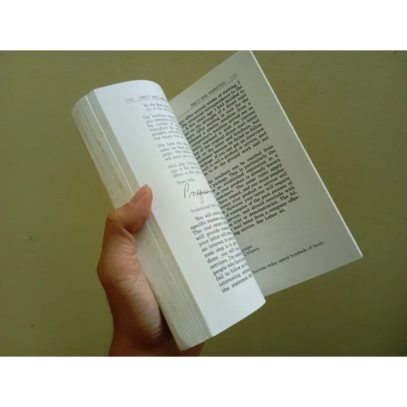 The book of letters,sách ngoại văn tiếng Anh, english book  675004